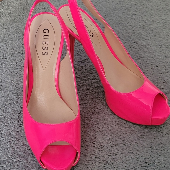 Pink Guess heels - Picture 2 of 7